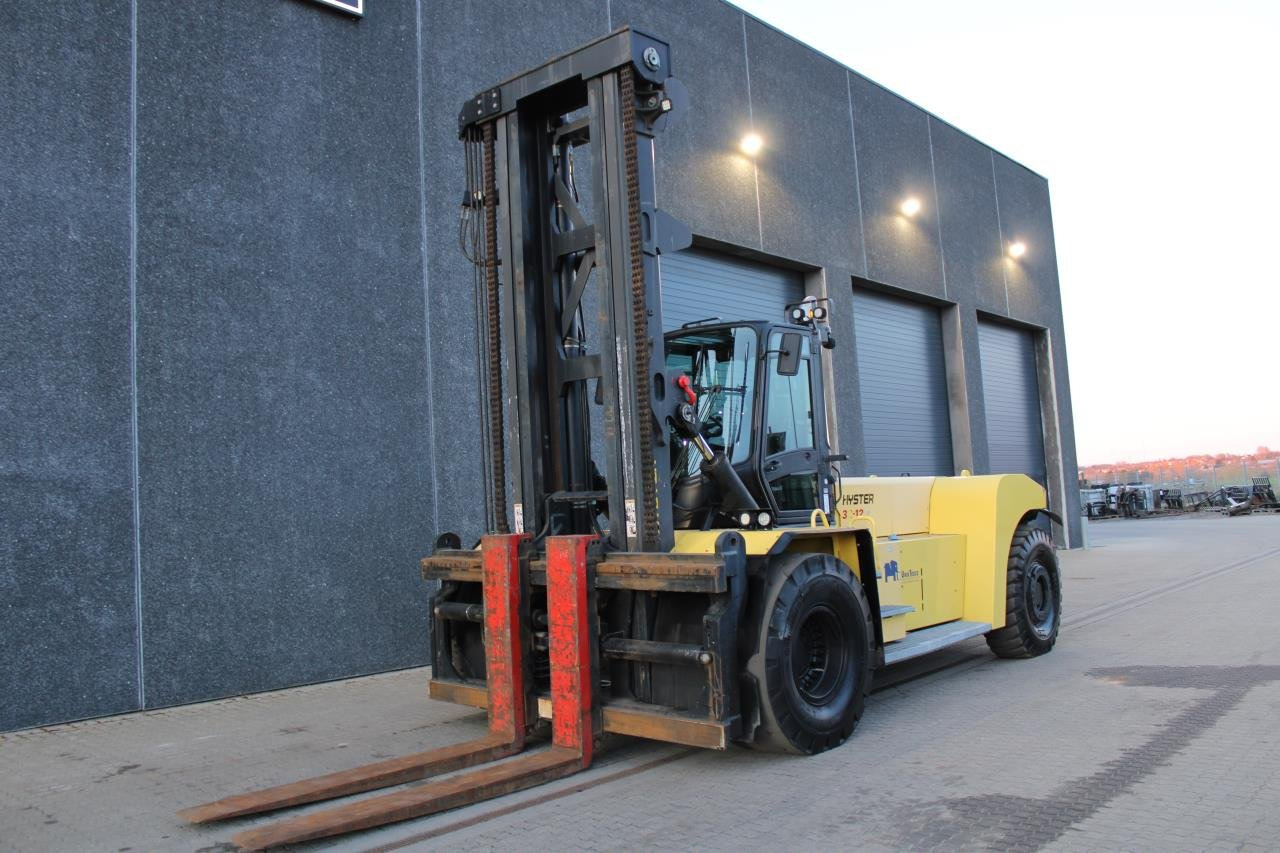 Hyster H32.00XM-12 - Xe nâng diesel: hình 2 Hyster H32.00XM-12 - Xe nâng diesel: hình 2