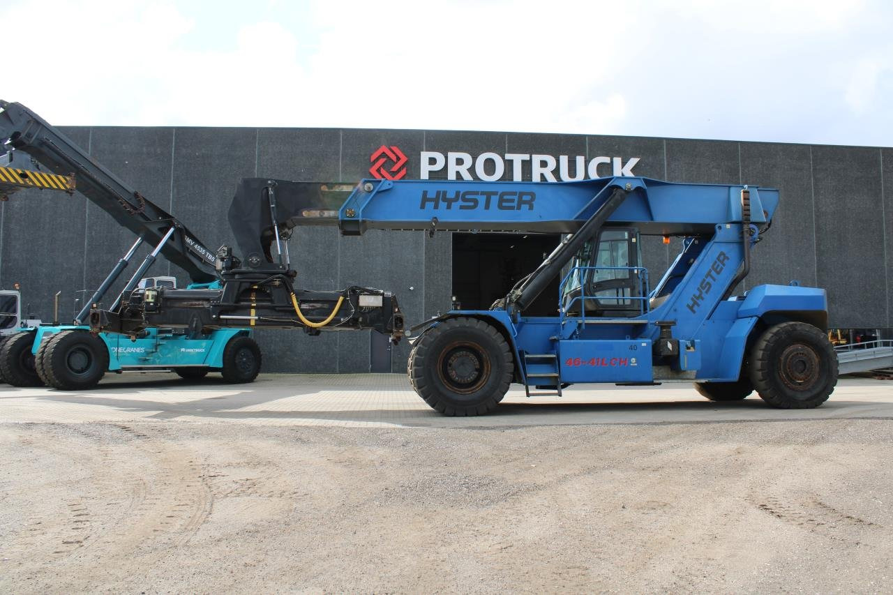 Hyster RS46-41L CH - Xe tiếp cận xếp chồng: hình 1 Hyster RS46-41L CH - Xe tiếp cận xếp chồng: hình 1