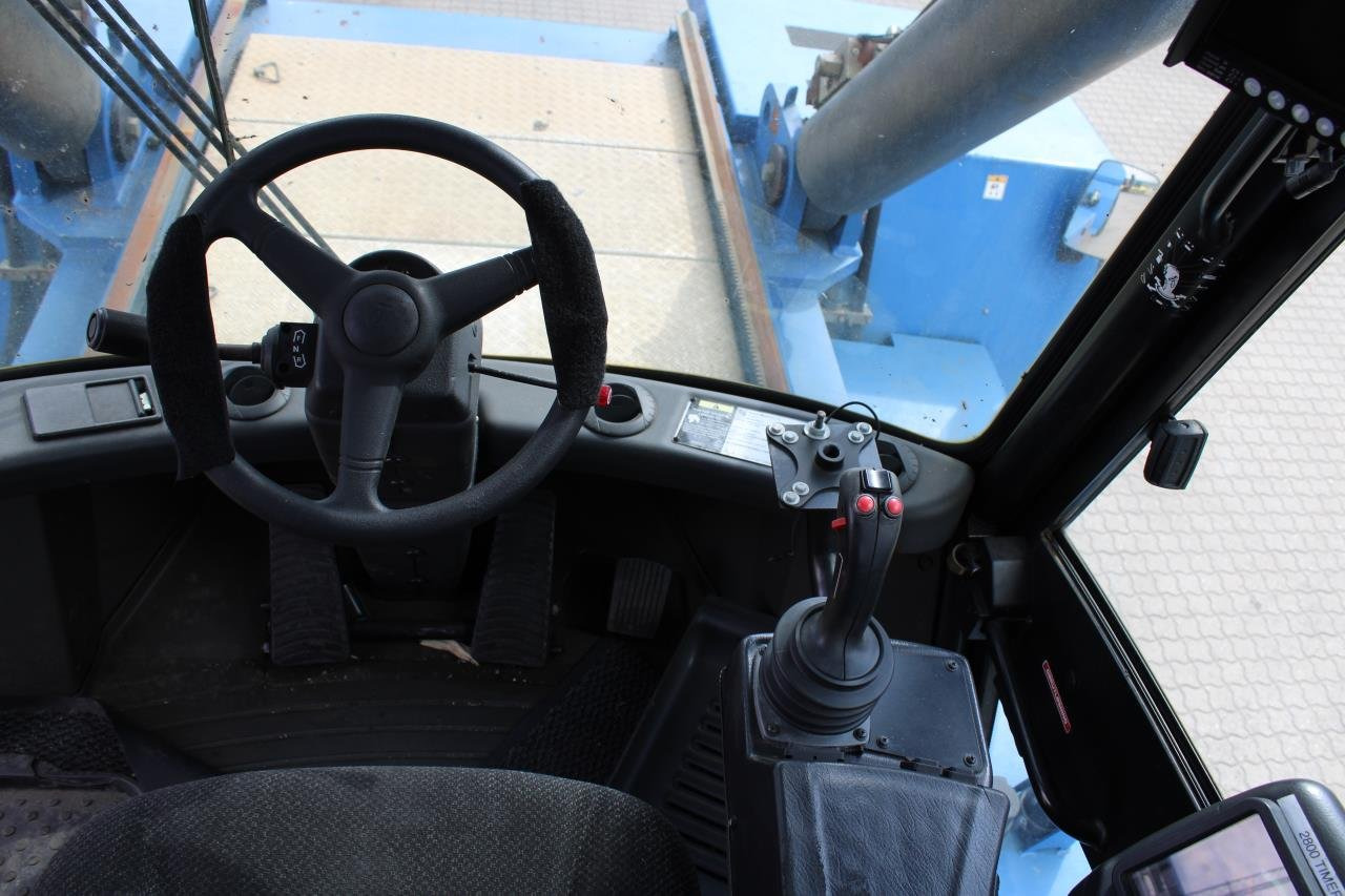 Hyster RS46-41L CH - Xe tiếp cận xếp chồng: hình 4 Hyster RS46-41L CH - Xe tiếp cận xếp chồng: hình 4