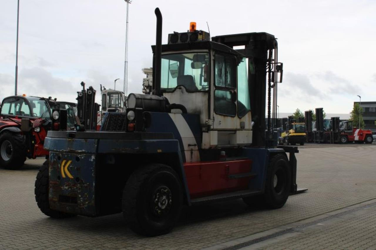 Kalmar DCD160-12 - Xe nâng diesel: hình 3 Kalmar DCD160-12 - Xe nâng diesel: hình 3