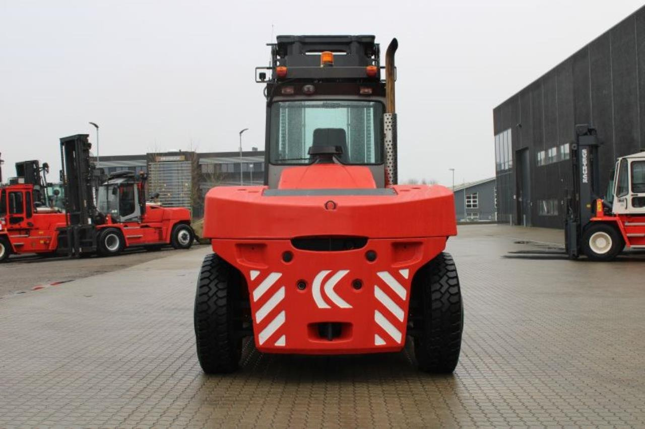 Kalmar DCE160-12 - Xe nâng diesel: hình 3 Kalmar DCE160-12 - Xe nâng diesel: hình 3