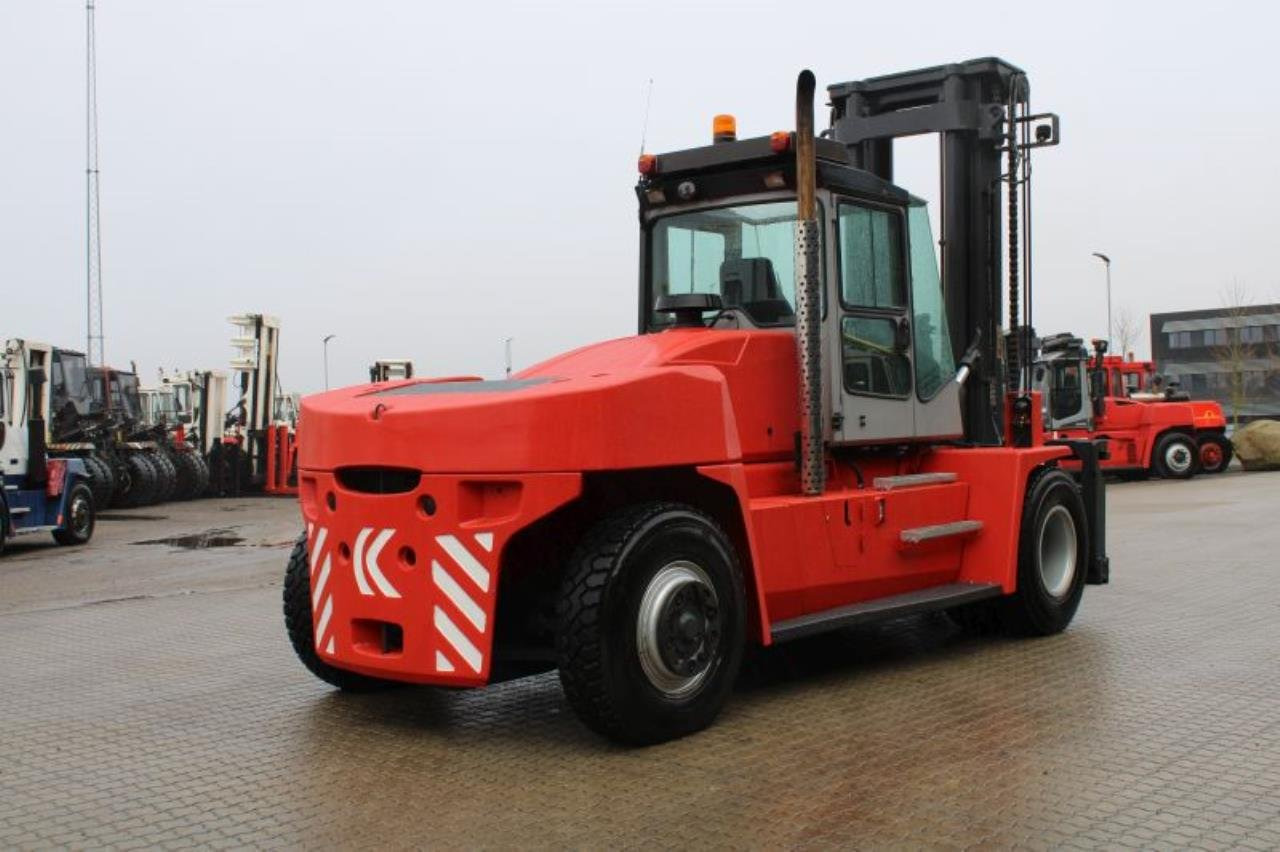 Kalmar DCE160-12 - Xe nâng diesel: hình 2 Kalmar DCE160-12 - Xe nâng diesel: hình 2