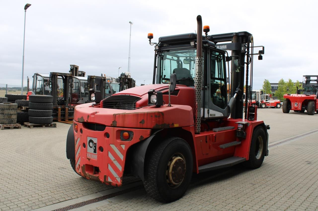 Kalmar DCG140-6 - Xe nâng diesel: hình 3 Kalmar DCG140-6 - Xe nâng diesel: hình 3