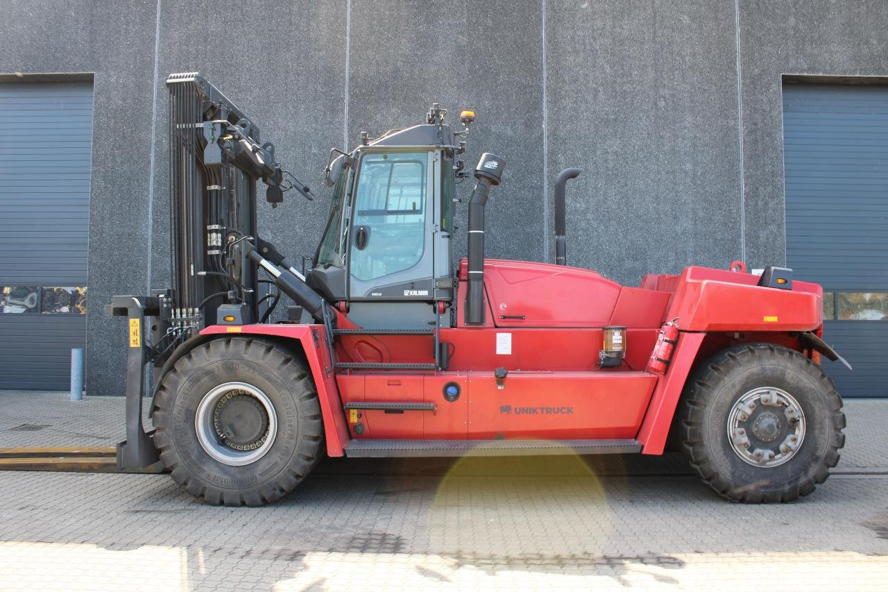 Kalmar DCG330-12 - Xe nâng diesel: hình 1 Kalmar DCG330-12 - Xe nâng diesel: hình 1