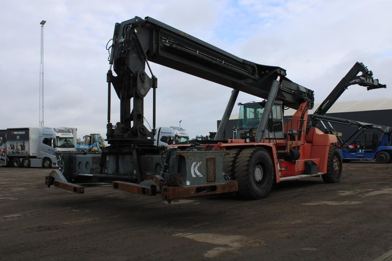 Kalmar DRF450-75S6XS - Xe tiếp cận xếp chồng: hình 2 Kalmar DRF450-75S6XS - Xe tiếp cận xếp chồng: hình 2