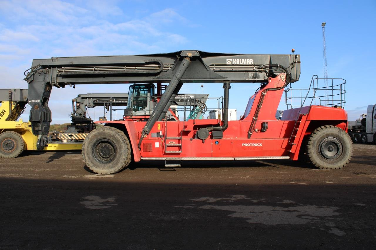 Kalmar DRG1300-92 SUPER GLO - Xe tiếp cận xếp chồng: hình 1 Kalmar DRG1300-92 SUPER GLO - Xe tiếp cận xếp chồng: hình 1