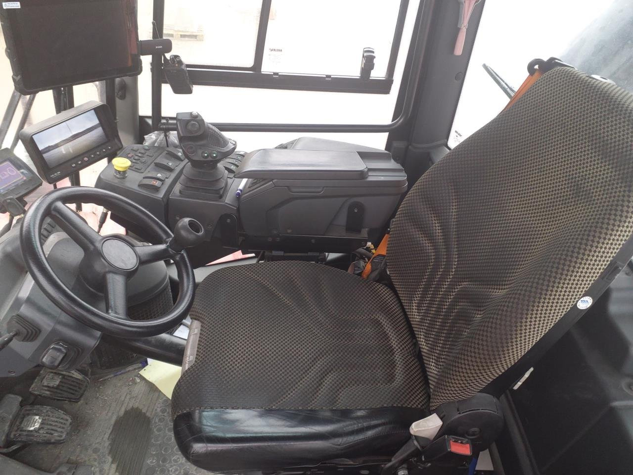 Kalmar DRG450-75C5XS - Xe tiếp cận xếp chồng: hình 4 Kalmar DRG450-75C5XS - Xe tiếp cận xếp chồng: hình 4
