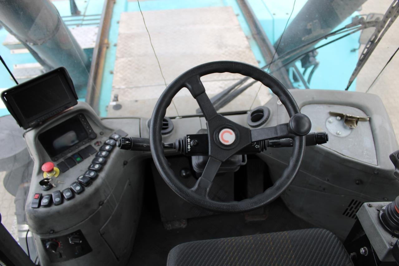 SMV 4531 TB5 - Xe tiếp cận xếp chồng: hình 4 SMV 4531 TB5 - Xe tiếp cận xếp chồng: hình 4