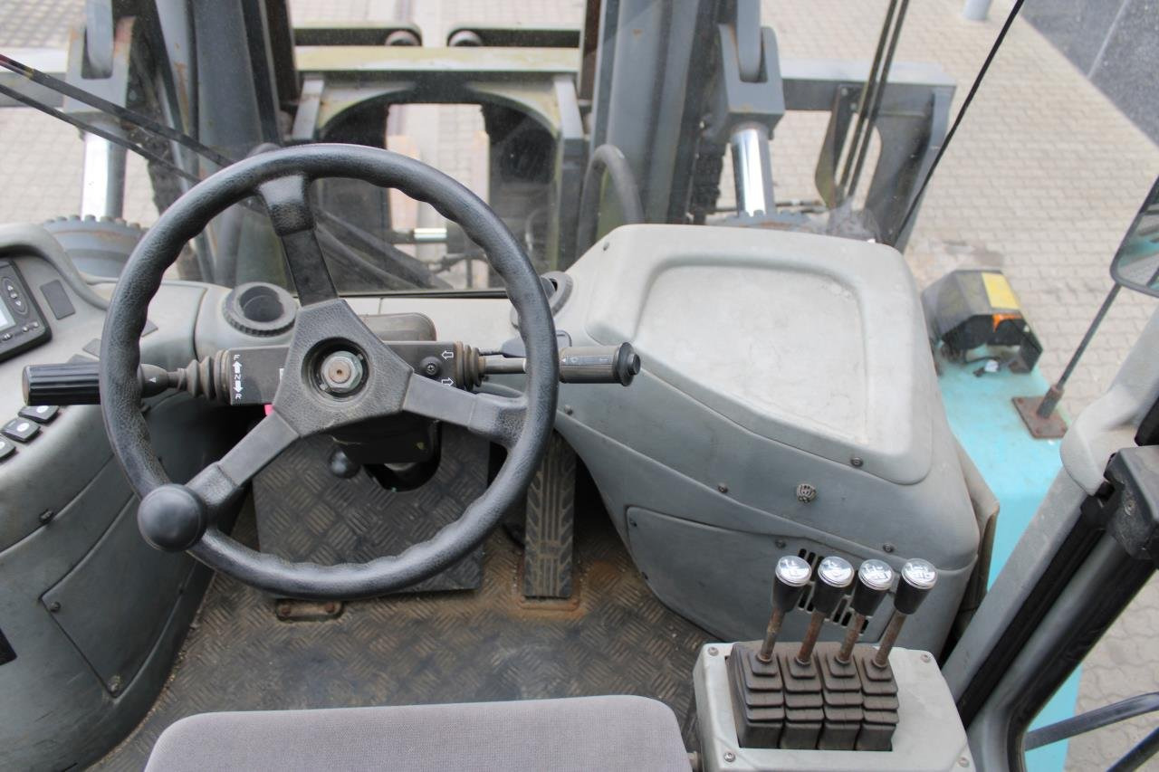 SMV SL 22-1200 - Xe nâng diesel: hình 4 SMV SL 22-1200 - Xe nâng diesel: hình 4