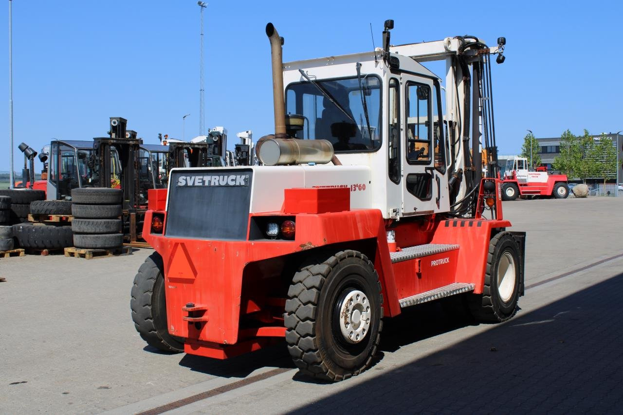 SveTruck 13660-32 - Xe nâng diesel: hình 3 SveTruck 13660-32 - Xe nâng diesel: hình 3