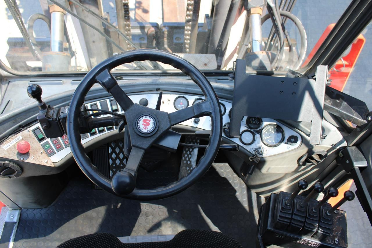 SveTruck 13660-32 - Xe nâng diesel: hình 4 SveTruck 13660-32 - Xe nâng diesel: hình 4