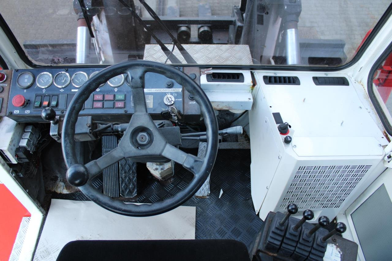 SveTruck 15120-35 - Xe nâng diesel: hình 4 SveTruck 15120-35 - Xe nâng diesel: hình 4