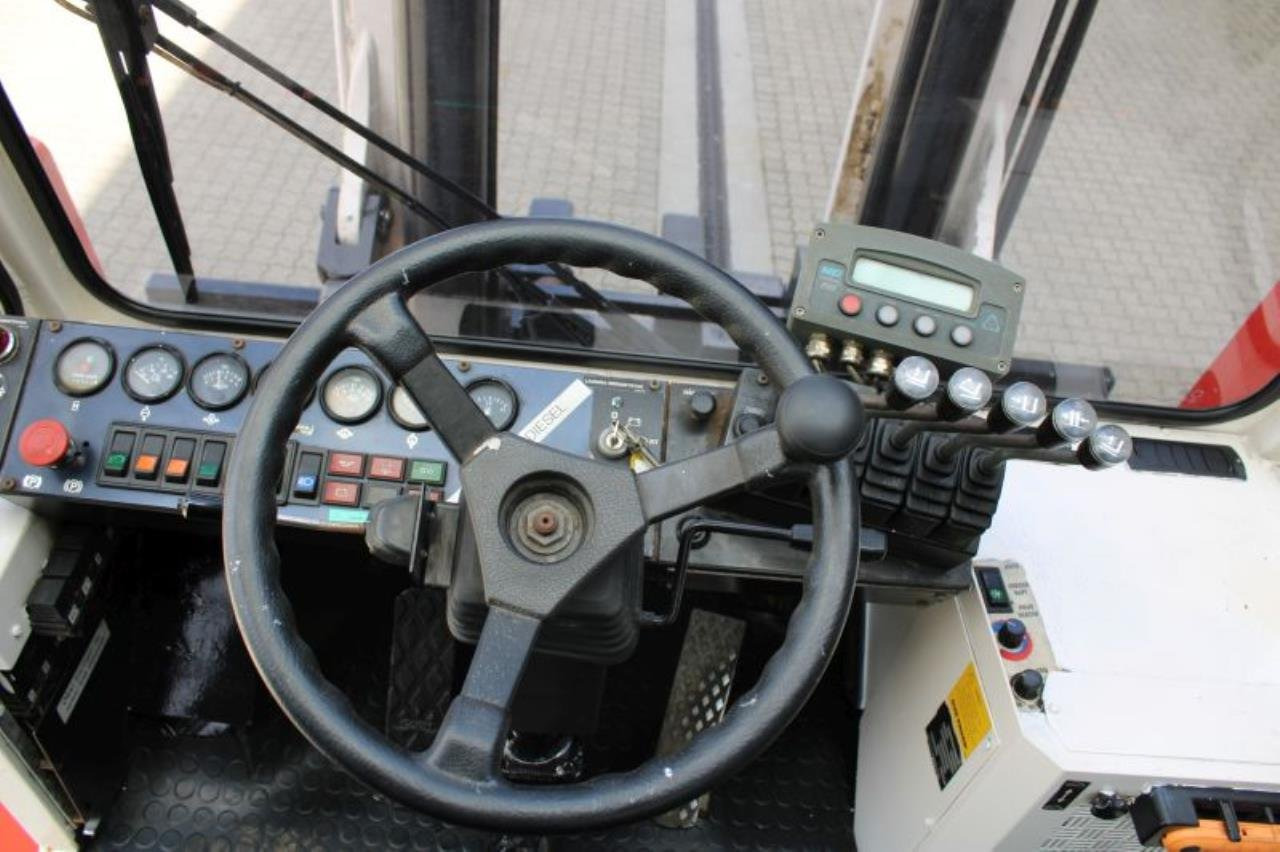 SveTruck 15120-35 - Xe nâng diesel: hình 4 SveTruck 15120-35 - Xe nâng diesel: hình 4