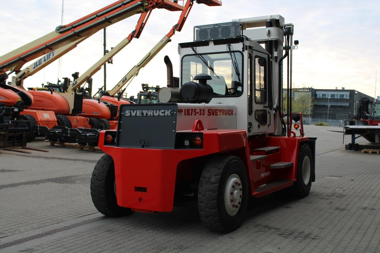 SveTruck 1875-33 - Xe nâng diesel: hình 3 SveTruck 1875-33 - Xe nâng diesel: hình 3