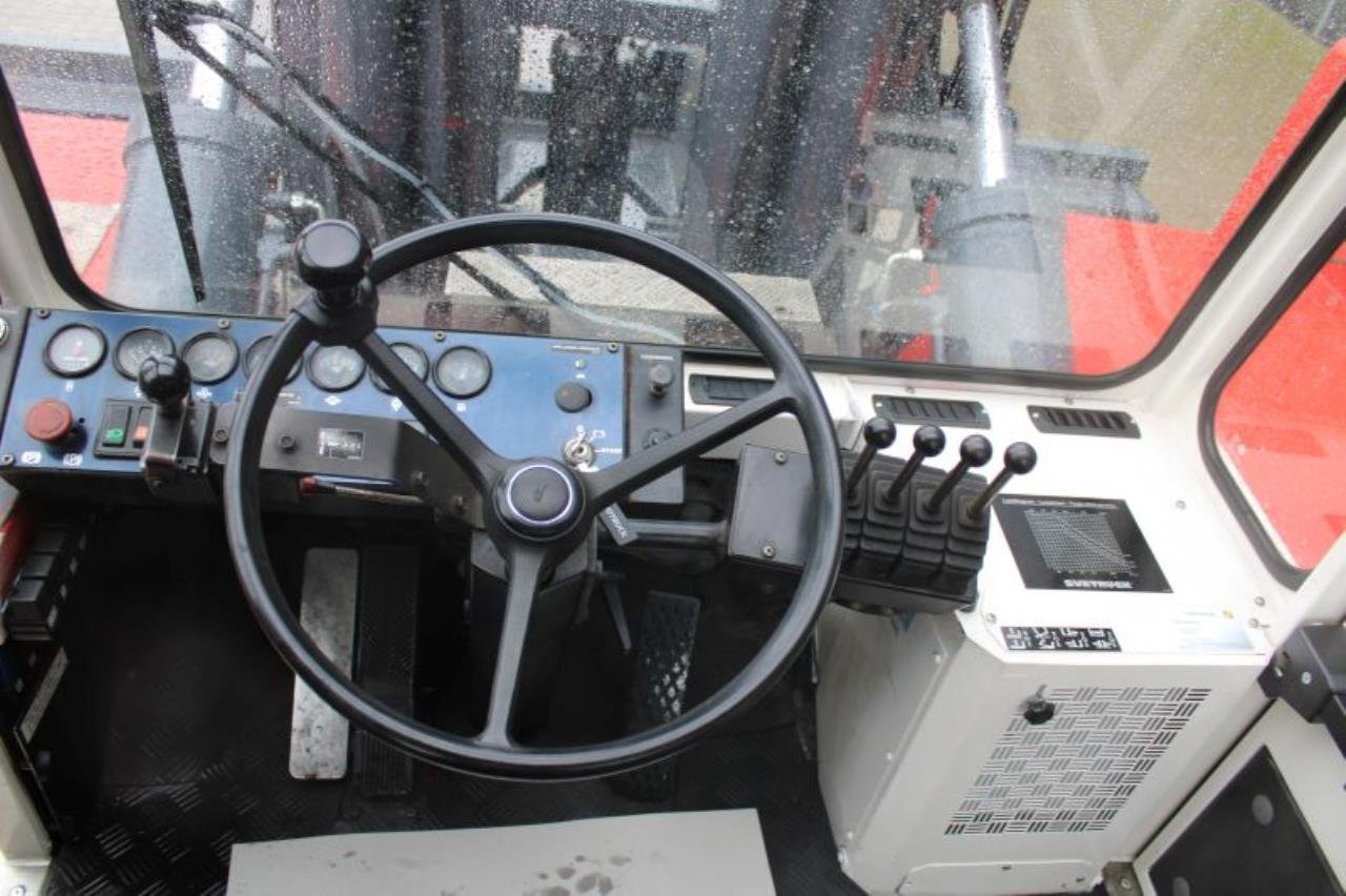 SveTruck 32120-46 - Xe nâng diesel: hình 4 SveTruck 32120-46 - Xe nâng diesel: hình 4