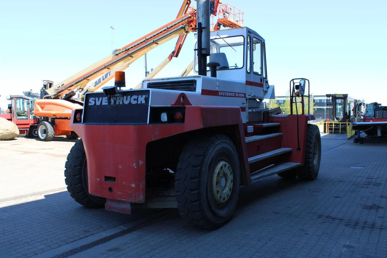 SveTruck 32120-47 - Xe nâng diesel: hình 3 SveTruck 32120-47 - Xe nâng diesel: hình 3