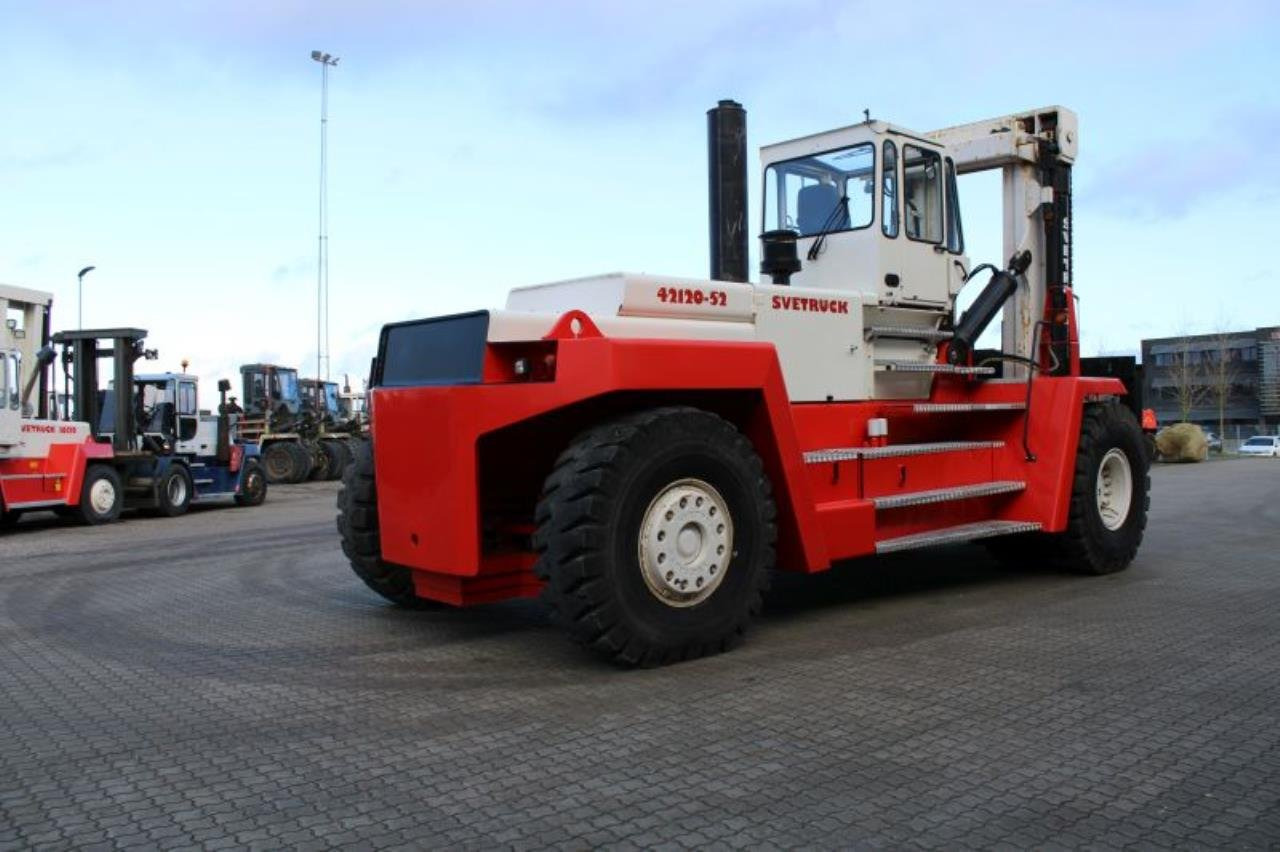 SveTruck 42120-52 - Xe nâng diesel: hình 3 SveTruck 42120-52 - Xe nâng diesel: hình 3