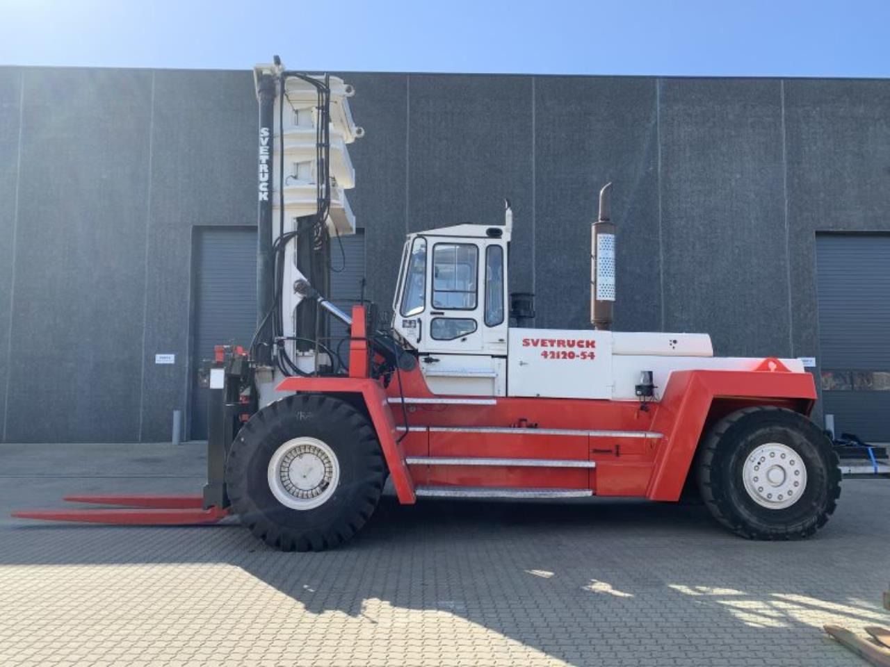 SveTruck 42120-54 - Xe nâng diesel: hình 1 SveTruck 42120-54 - Xe nâng diesel: hình 1