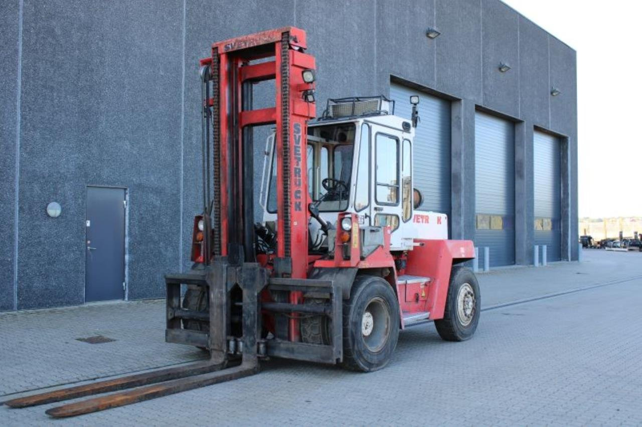 SveTruck 960-26 - Xe nâng diesel: hình 2 SveTruck 960-26 - Xe nâng diesel: hình 2