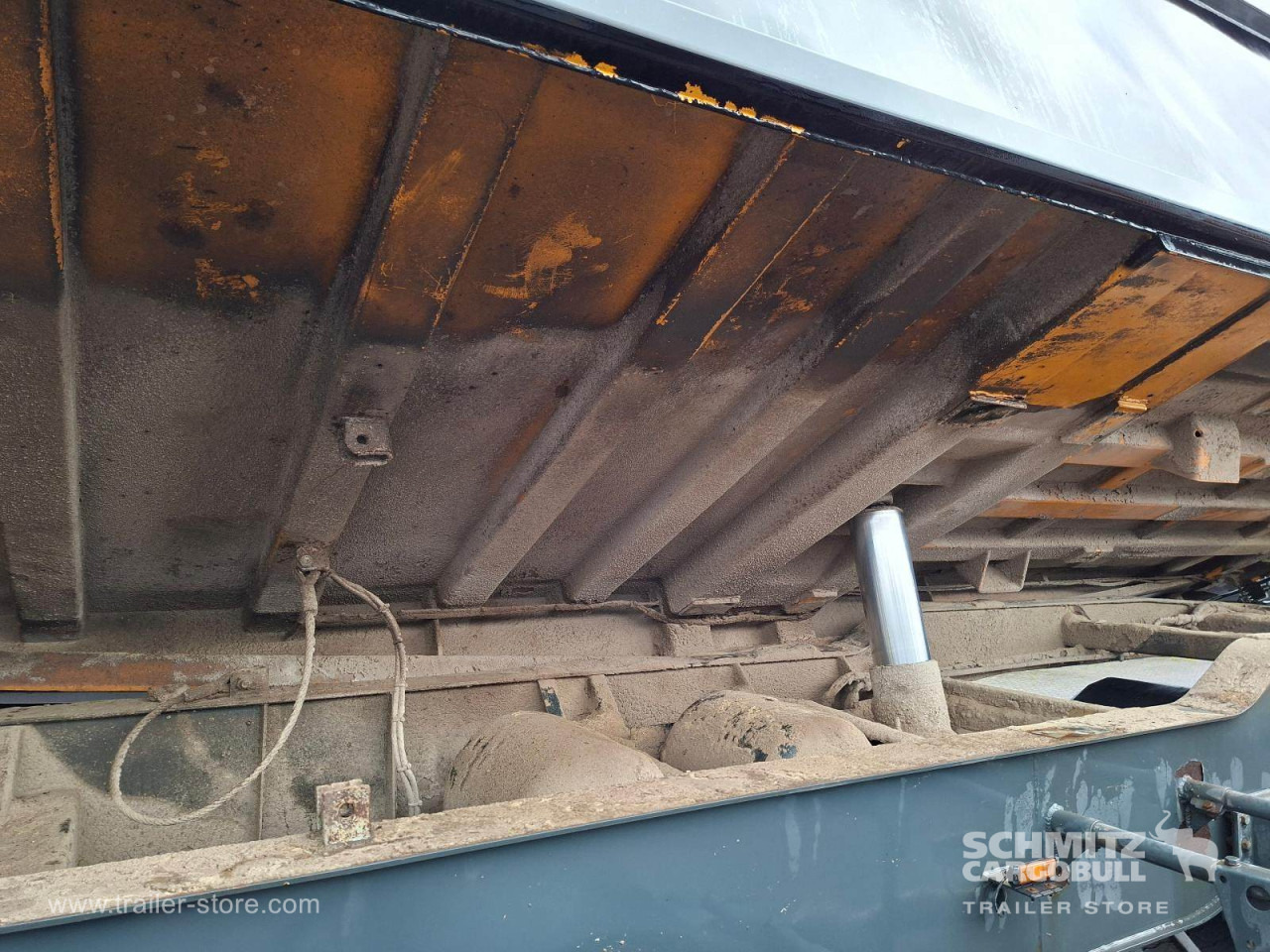 KEMPF Auflieger Kipper Stahlrundmulde 36m³ - Sơ mi rơ moóc ben: hình 4 KEMPF Auflieger Kipper Stahlrundmulde 36m³ - Sơ mi rơ moóc ben: hình 4