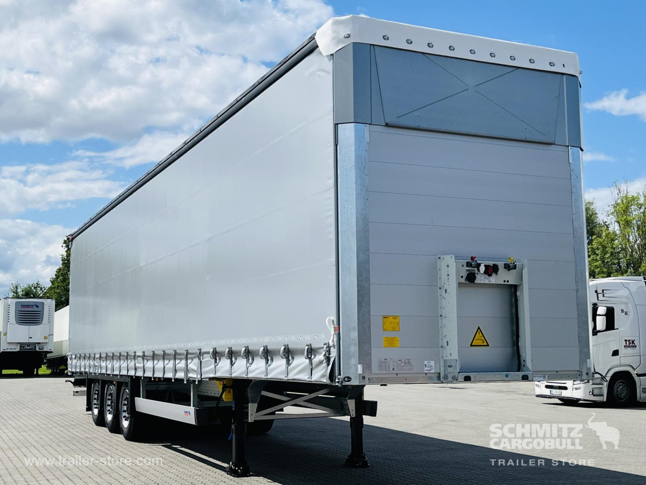 SCHMITZ Auflieger Curtainsider Mega - Sơ mi rơ moóc mui bạt: hình 1 SCHMITZ Auflieger Curtainsider Mega - Sơ mi rơ moóc mui bạt: hình 1