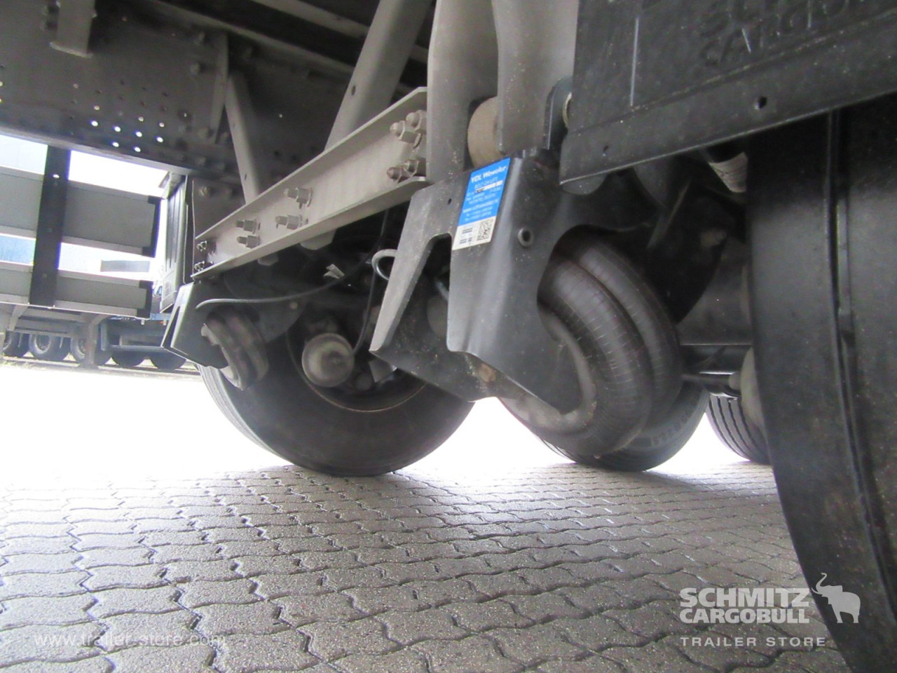 SCHMITZ Auflieger Curtainsider Standard - Sơ mi rơ moóc mui bạt: hình 3 SCHMITZ Auflieger Curtainsider Standard - Sơ mi rơ moóc mui bạt: hình 3