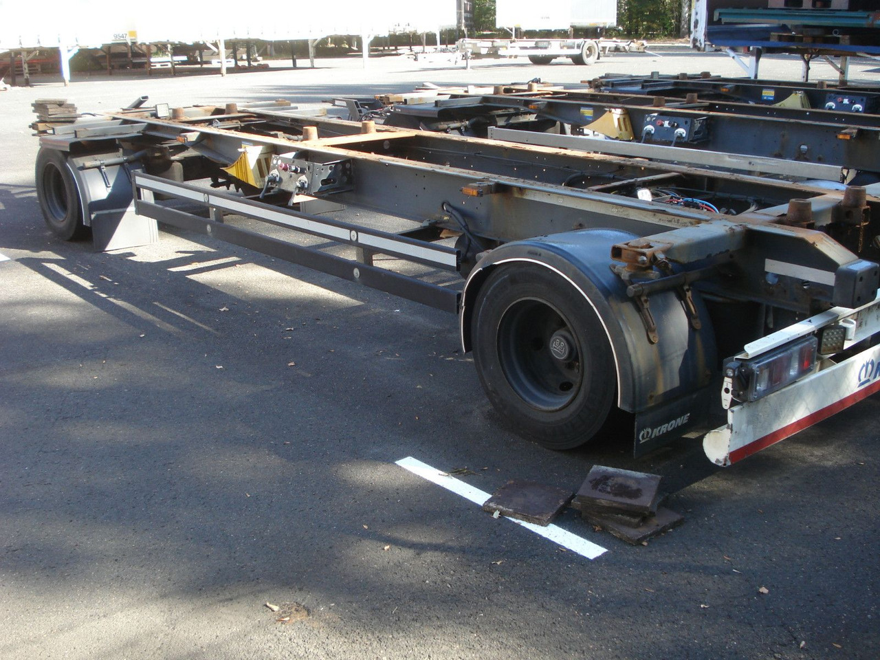 Krone AZ 18 A Drehschemel Zwillingsbereift! - Xe chở container/ Rơ moóc hoán đổi thân: hình 2 Krone AZ 18 A Drehschemel Zwillingsbereift! - Xe chở container/ Rơ moóc hoán đổi thân: hình 2