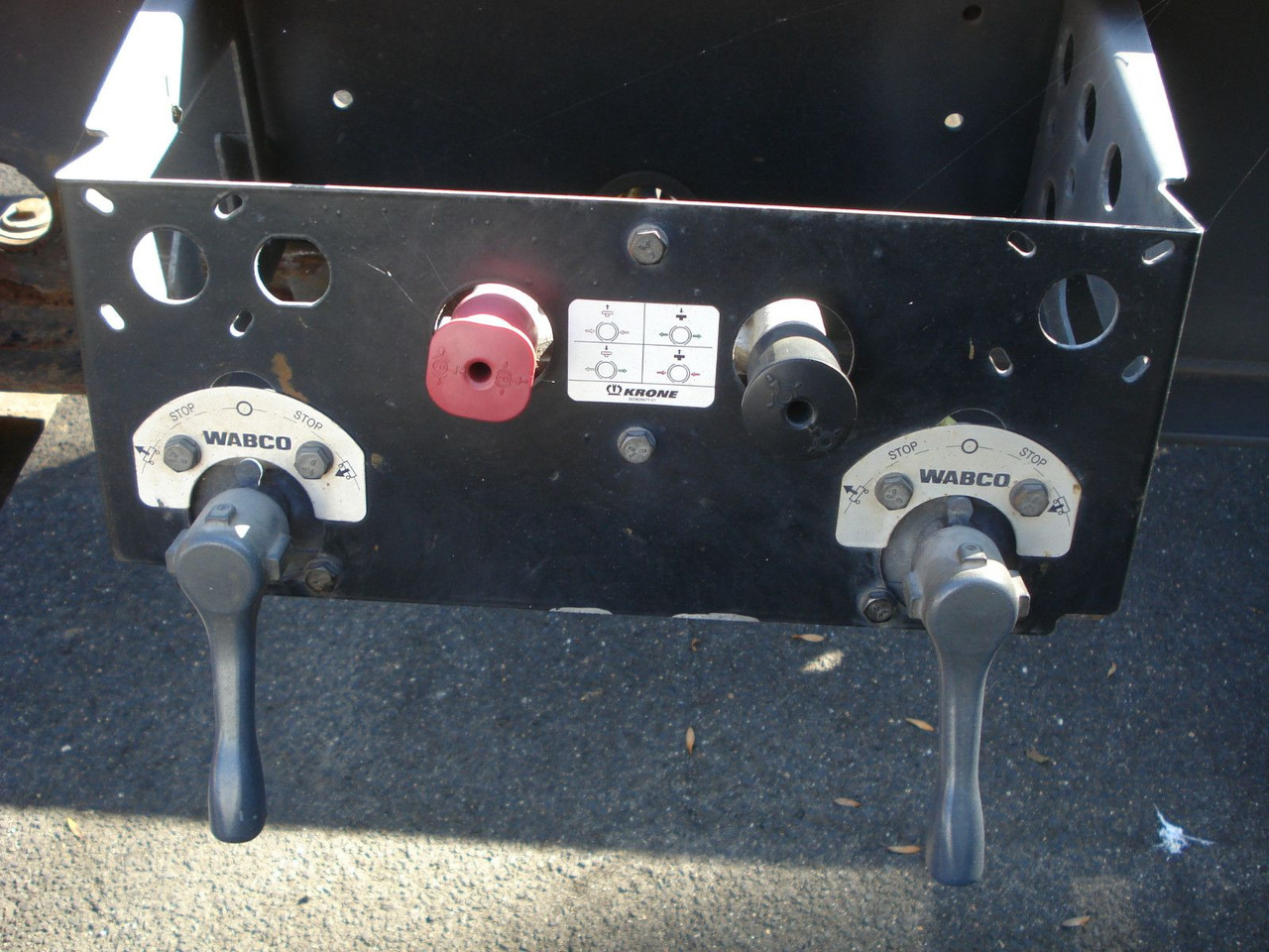 Krone AZ 18 A Drehschemel Zwillingsbereift! - Xe chở container/ Rơ moóc hoán đổi thân: hình 3 Krone AZ 18 A Drehschemel Zwillingsbereift! - Xe chở container/ Rơ moóc hoán đổi thân: hình 3