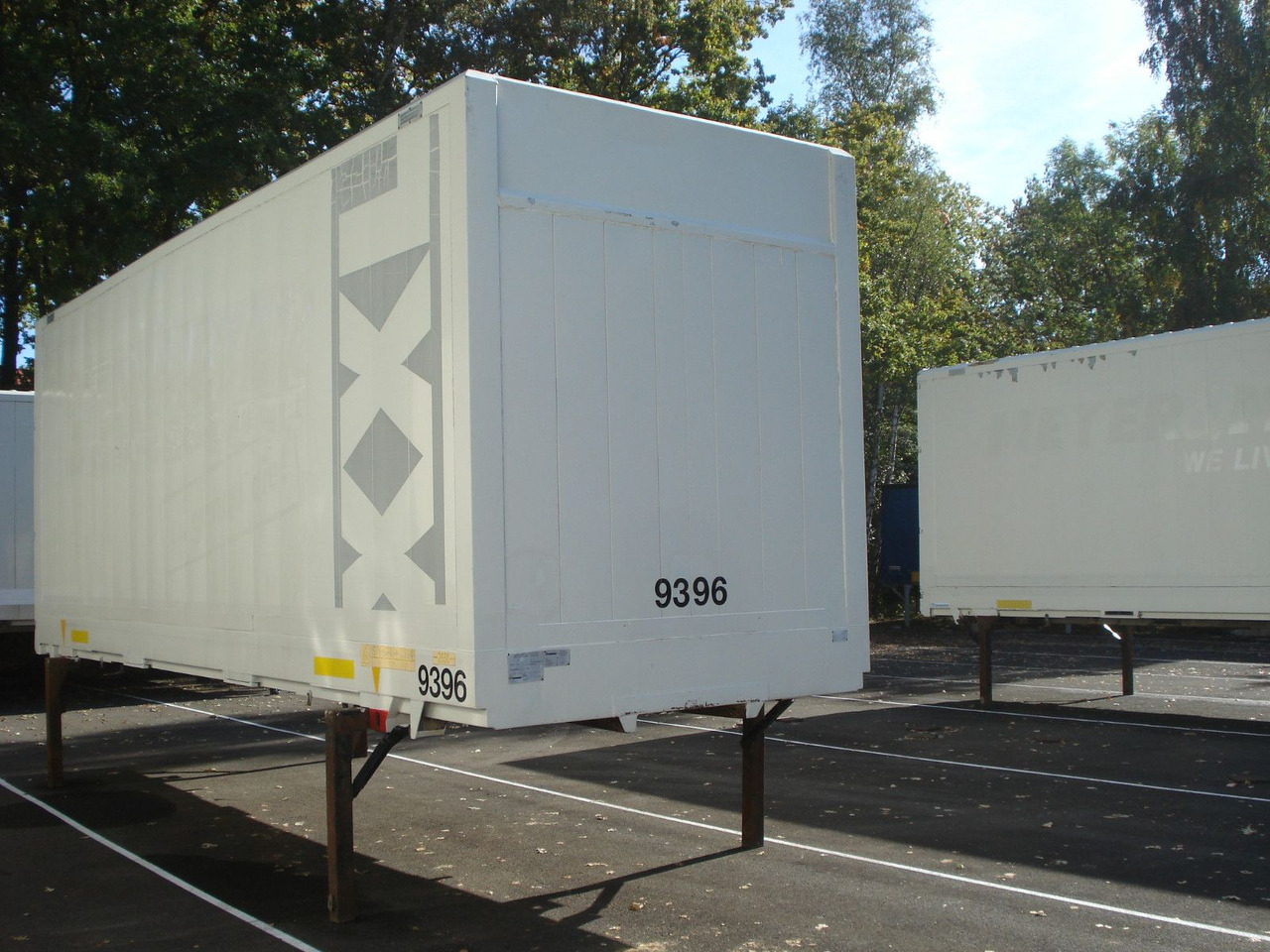 Krone WK 7,7 STG Kleider Textil Jumbo C 7,82 - Rơ moóc hộp kín: hình 1 Krone WK 7,7 STG Kleider Textil Jumbo C 7,82 - Rơ moóc hộp kín: hình 1