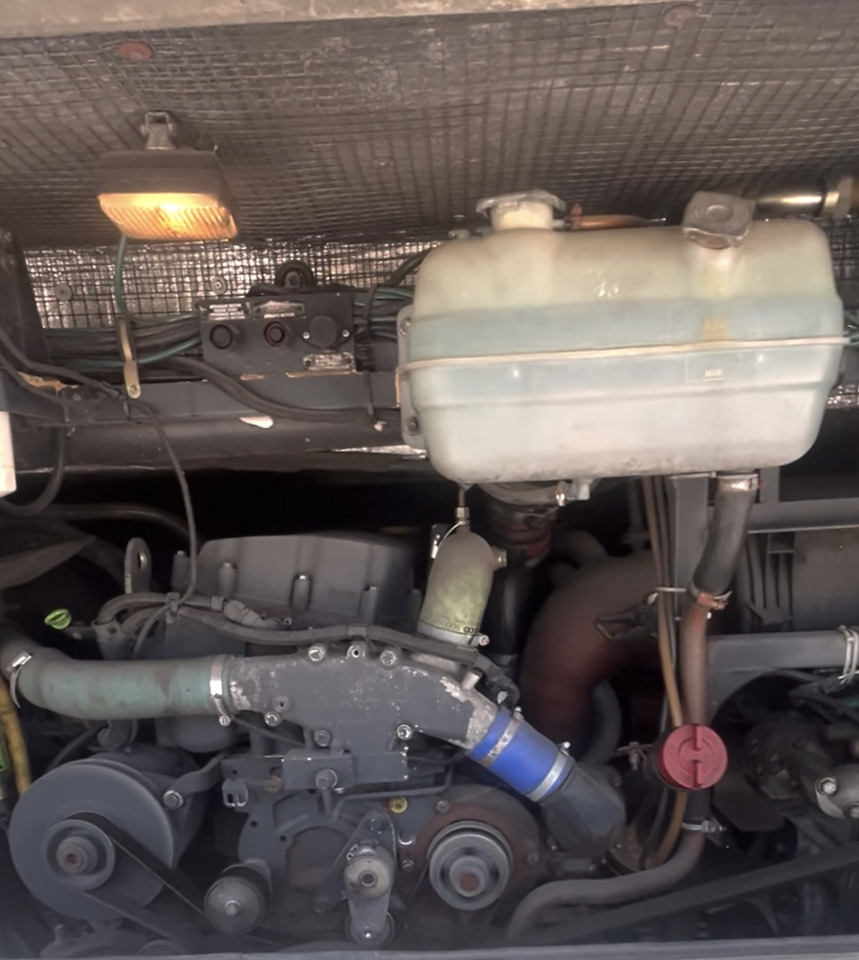 Xe đò Iveco New Domino euro 5 (WC-KLIMA-57SEATS-NEW TYRES-ALCOA WHEELS): hình 9 Xe đò Iveco New Domino euro 5 (WC-KLIMA-57SEATS-NEW TYRES-ALCOA WHEELS): hình 9