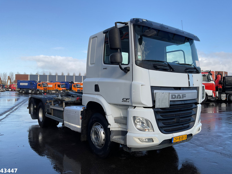 DAF FAN CF 440 Euro 6 20 Ton haakarmsysteem - Xe tải nâng móc: hình 4 DAF FAN CF 440 Euro 6 20 Ton haakarmsysteem - Xe tải nâng móc: hình 4
