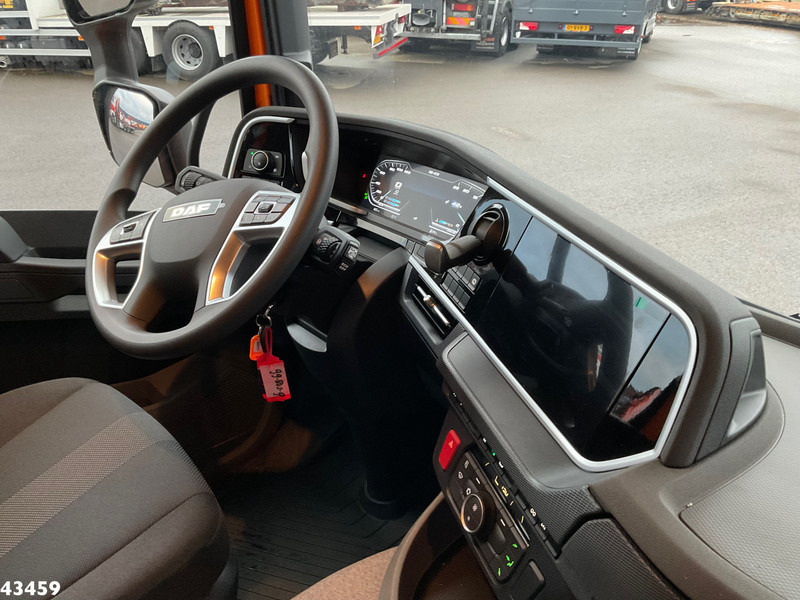 Interior photo 2: Xe tải nâng móc, Xe cẩu tự hành DAF FAN XD 450 Hiab 23 Tonmeter laadkraan