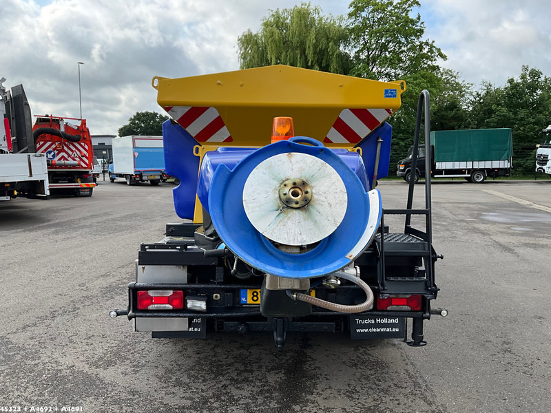 Iveco Daily 70C17 Nido zoutstrooier - Xe dọn tuyết: hình 5 Iveco Daily 70C17 Nido zoutstrooier - Xe dọn tuyết: hình 5