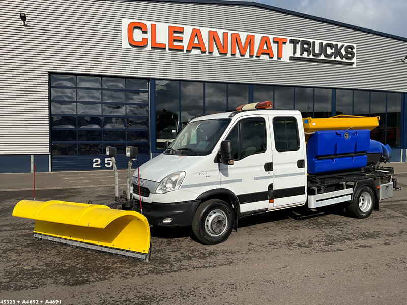 Iveco Daily 70C17 Nido zoutstrooier - Xe dọn tuyết: hình 1 Iveco Daily 70C17 Nido zoutstrooier - Xe dọn tuyết: hình 1