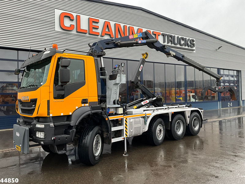 Iveco Trakker AD380T41W 8x6 Euro 6 HMF 19 Tonmeter Z-kraan - Xe tải nâng móc, Xe cẩu tự hành: hình 1 Iveco Trakker AD380T41W 8x6 Euro 6 HMF 19 Tonmeter Z-kraan - Xe tải nâng móc, Xe cẩu tự hành: hình 1
