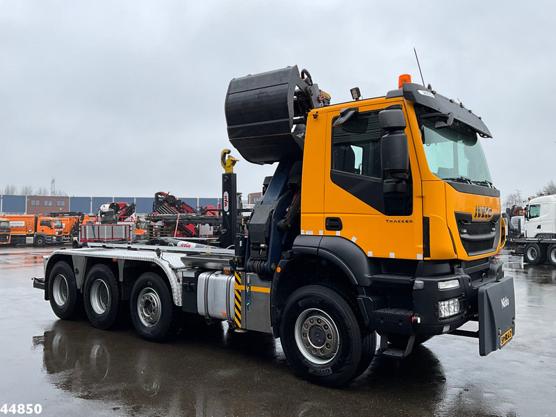 Iveco Trakker AD380T41W 8x6 Euro 6 HMF 19 Tonmeter Z-kraan - Xe tải nâng móc, Xe cẩu tự hành: hình 5 Iveco Trakker AD380T41W 8x6 Euro 6 HMF 19 Tonmeter Z-kraan - Xe tải nâng móc, Xe cẩu tự hành: hình 5