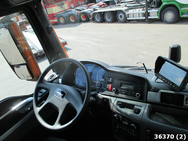 MAN TGS 26.320 Zoeller 22m3 - Xe tải chở rác: hình 5 MAN TGS 26.320 Zoeller 22m3 - Xe tải chở rác: hình 5