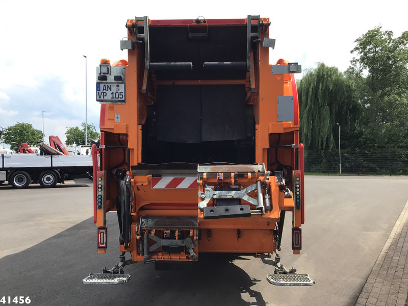 MAN TGS 28.320 Geesink 22m³ - Xe tải chở rác: hình 3 MAN TGS 28.320 Geesink 22m³ - Xe tải chở rác: hình 3