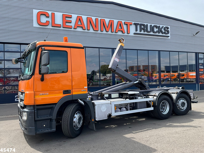 Mercedes-Benz Actros 2541 6x2 VDL 20 Ton haakarmsysteem - Xe tải nâng móc: hình 1 Mercedes-Benz Actros 2541 6x2 VDL 20 Ton haakarmsysteem - Xe tải nâng móc: hình 1