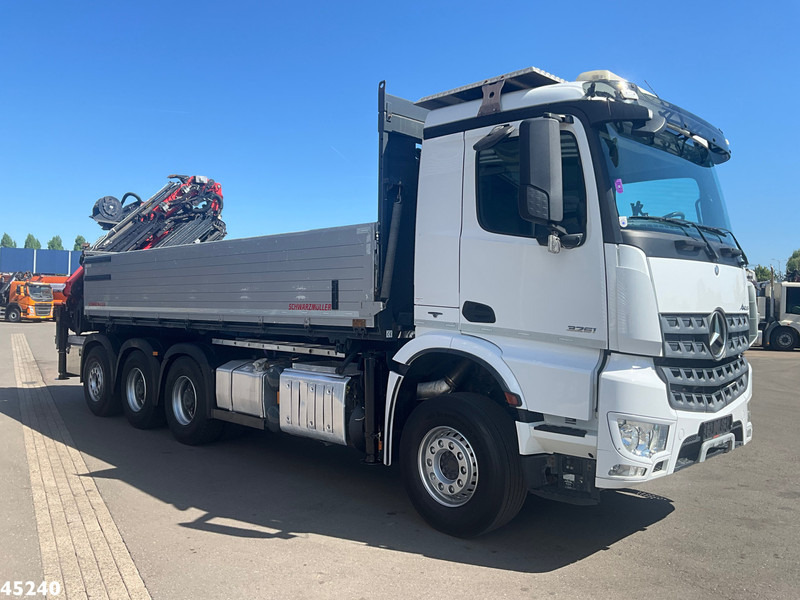 Mercedes-Benz Arocs 3251 8x4 Euro 6 Retarder Palfinger 34 Tonmeter laadkraan + Fly-Jib Just 146.766 km! - Xe ben, Xe cẩu tự hành: hình 5 Mercedes-Benz Arocs 3251 8x4 Euro 6 Retarder Palfinger 34 Tonmeter laadkraan + Fly-Jib Just 146.766 km! - Xe ben, Xe cẩu tự hành: hình 5