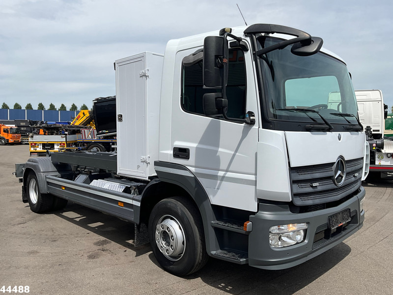 Mercedes-Benz Atego 1218 Euro 6 Manual 7 Ton haakarmsysteem - Xe tải nâng móc: hình 3 Mercedes-Benz Atego 1218 Euro 6 Manual 7 Ton haakarmsysteem - Xe tải nâng móc: hình 3