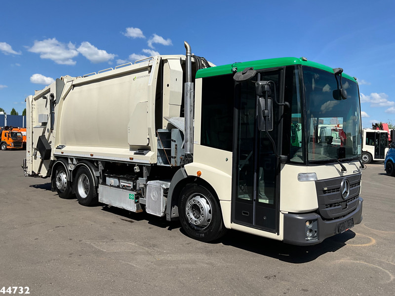 Mercedes-Benz Econic 2630 Euro 6 CNG Norba MF 300 18m³ 2 compartimenten just 137.620 km! - Xe tải chở rác: hình 4 Mercedes-Benz Econic 2630 Euro 6 CNG Norba MF 300 18m³ 2 compartimenten just 137.620 km! - Xe tải chở rác: hình 4