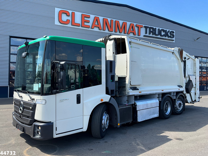Mercedes-Benz Econic 2630 Euro 6 CNG Norba MF 300 18m³ 2 compartimenten just 137.620 km! - Xe tải chở rác: hình 2 Mercedes-Benz Econic 2630 Euro 6 CNG Norba MF 300 18m³ 2 compartimenten just 137.620 km! - Xe tải chở rác: hình 2