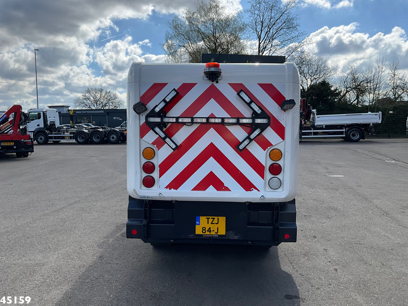 Xe quét đường Ravo 540 CD Euro 6 with 3-rd brush: hình 7