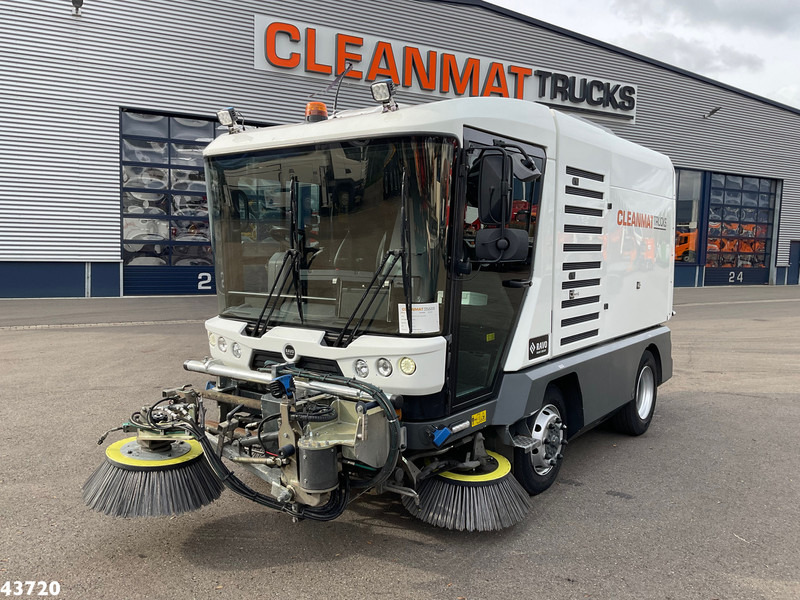 Ravo 540 STH Euro 6 with 3-rd brush - Xe quét đường: hình 2 Ravo 540 STH Euro 6 with 3-rd brush - Xe quét đường: hình 2