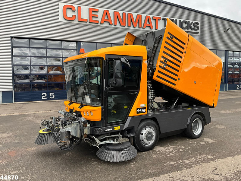 Ravo 540 with 3-rd brush - Xe quét đường: hình 2 Ravo 540 with 3-rd brush - Xe quét đường: hình 2