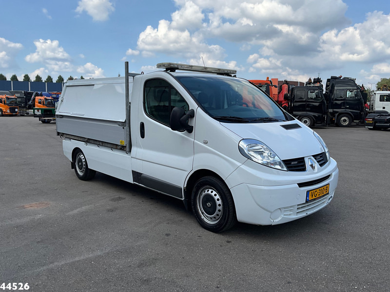 Renault Trafic 2.0 dCi Veeg-vuil kipper - Xe tải chở rác: hình 5 Renault Trafic 2.0 dCi Veeg-vuil kipper - Xe tải chở rác: hình 5