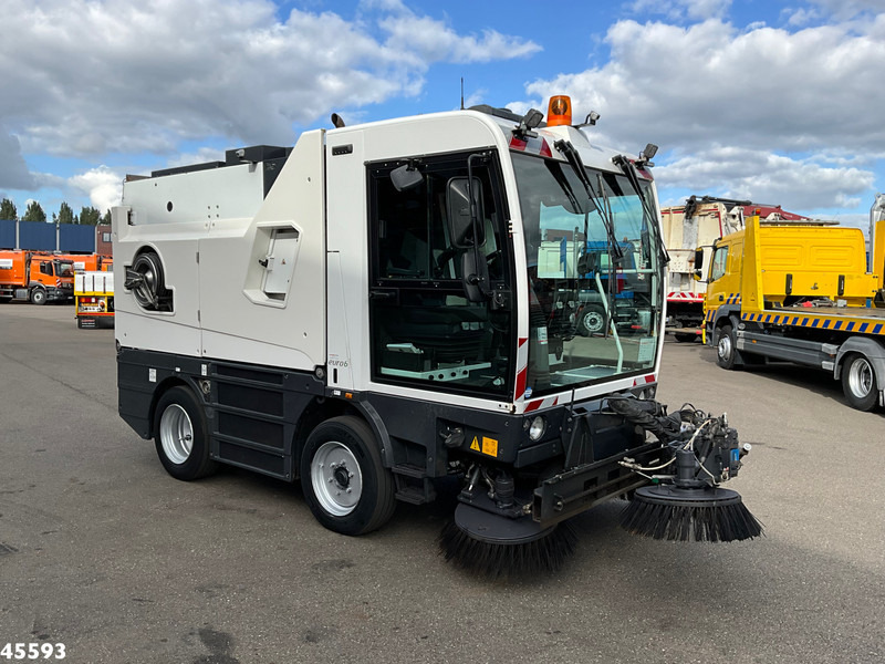 Schmidt Compact 400 Euro 6 with 3-rd brush - Xe quét đường: hình 5 Schmidt Compact 400 Euro 6 with 3-rd brush - Xe quét đường: hình 5