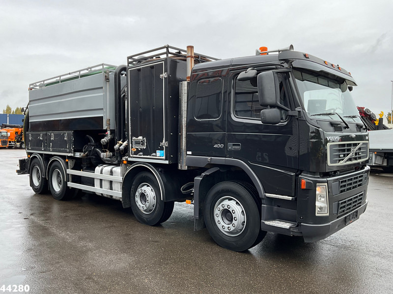 Volvo FM 400 8x4 Manual Wicom Combi - Xe tải chân không: hình 3 Volvo FM 400 8x4 Manual Wicom Combi - Xe tải chân không: hình 3
