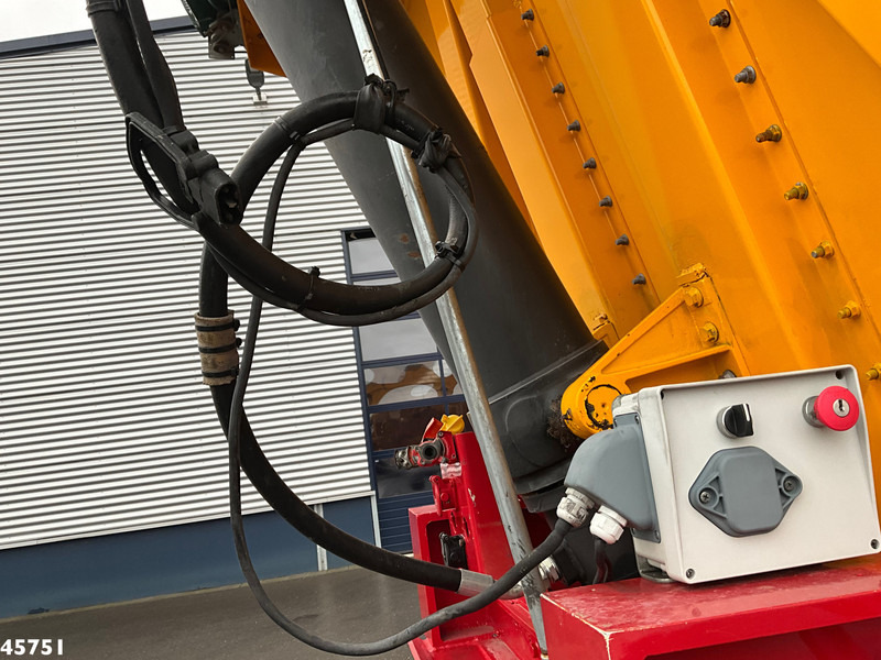 DAF FTG XF 530 6x2 Euro 6 ZF Intarder Kiphydrauliek + OVA 2-assige kipoplegger 32m³ - Xe đầu kéo: hình 5 DAF FTG XF 530 6x2 Euro 6 ZF Intarder Kiphydrauliek + OVA 2-assige kipoplegger 32m³ - Xe đầu kéo: hình 5